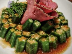 黑椒牛肉拼秋葵-将相和·海鲜蒸饺大连菜