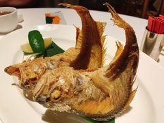 古法干煎小黄鱼-玫瑰厅上海菜(兴国路店)