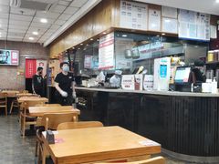 -南城香·饭香串香馄饨香(青年路店)