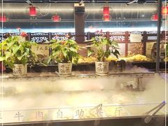 大堂-牛里牛气· 榴莲海鲜鲜牛肉自助火锅·烤肉(横岗店)