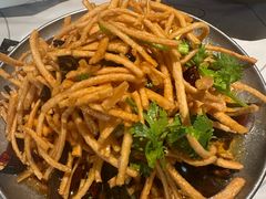 -巴厘龙虾·榜首油焖大虾(音乐学院·沿江酒馆店)
