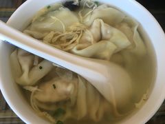 -笑来喜馄饨小笼工坊店(湖滨街店)