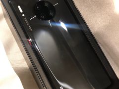 -华为授权体验店(中山公园来福士)