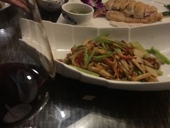 -东馆和天下特色餐饮(工农店)