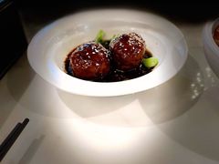 红烧特色狮子头-简小姐·上海餐厅(长城大厦店)