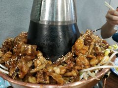-超越炭火牛蛙火锅鸡(河东店)