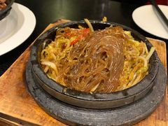 -河畔春天时尚餐厅