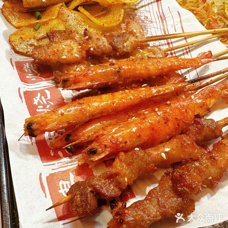 石来屋烧烤 | 坪洲必打卡的烧烤店❗❗