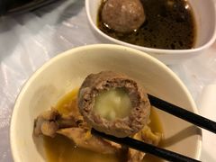 -鲜入围煮花胶鸡海鲜火锅