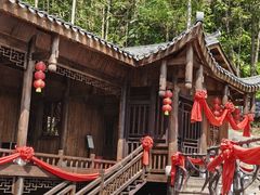 -梭布垭石林景区