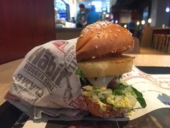 -The Habit Burger Grill 哈比特汉堡(复兴soho店)