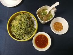 粉蒸山野菜-伊带伊路新疆美食府(呼家楼店)