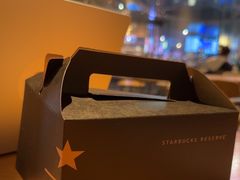 -星巴克臻选(上海合生汇1F店)