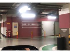 -北京银泰中心-停车场