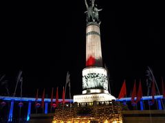 -人民防洪胜利纪念塔