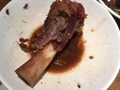 金牌酱棒骨-上关雪東北菜(中房金谊店)