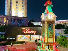 -陆家嘴空中步行连廊