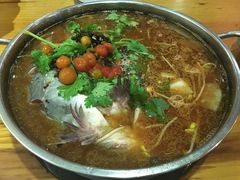 -老凯俚酸汤鱼(鸿通城店)