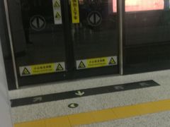 -铁西广场(地铁站)