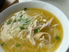 酸汤米线-柴门饭儿(成都太古里店)