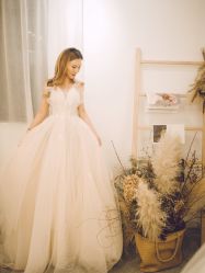 点击看大图 -LeCameliaBridal 山茶花新娘 婚纱礼服高级定制