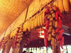 -闯关东东北农家菜(崂山石老人店)
