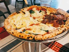 四拼披萨-Primo·丽莫意大利窑烤披萨