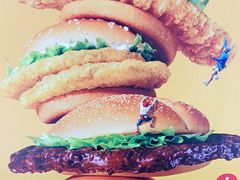 -麦当劳(杨林得来速店)