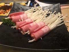 培根金针菇卷-新石器烤肉(中房金谊广场店)