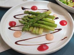 香煎芦笋-HuaTa 花榻·花忆西葡餐厅(虹桥南丰城店)