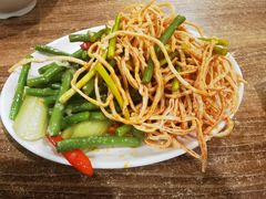 -吕记清真美食城(永兴服装街店)