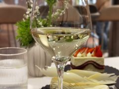 -潮一不贰·法式甜品·生日蛋糕·西式简餐(外滩店)