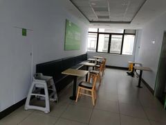 -老乡鸡(滨湖假日店)