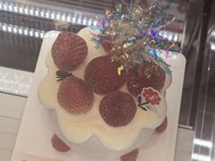 -花花卷卷·鲜食蛋糕(静安久光百货店)
