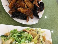 焦糖茄子牛肉粒-桃子餐厅·天津菜(红星路直营店)
