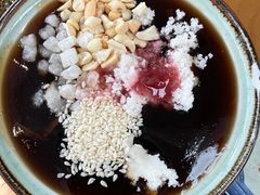 -包整·丝娃娃(一览甲秀楼风景店)