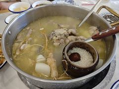-朴小妹人参鸡汤火锅(长白山万达店)