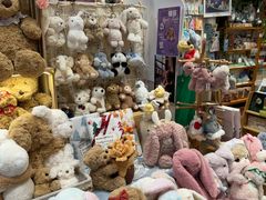 -猫的天空之城概念书店(杭州南宋御街店)