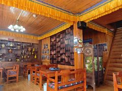 -塔洛藏餐吧(香格里拉古城店)
