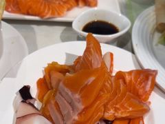 -四海一家自助餐(益田假日广场店)