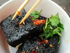 -黑色经典臭豆腐·湖南特产(步行街店)