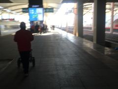 -哈尔滨西站(地铁站)