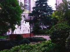 -沪东工人文化宫