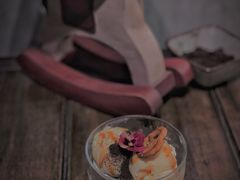 香草冰淇淋-新沙洞咖啡(泉乐坊店)