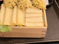 -晓宇重庆火锅(西安荟聚店)