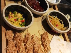 -挂旗柴锅鸡(蚌山区嘉年华店)