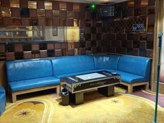 -蓝尊量贩(黄河路店)