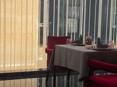 -粤尚腾香居中餐厅(首都机场希尔顿店)
