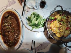 -小凤庭·地道湖北菜武昌鱼·藕汤(38年黄鹤楼店)