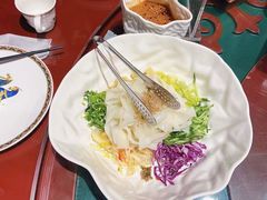 面筋拌凉皮-九十九顶毡房(阜石路店)